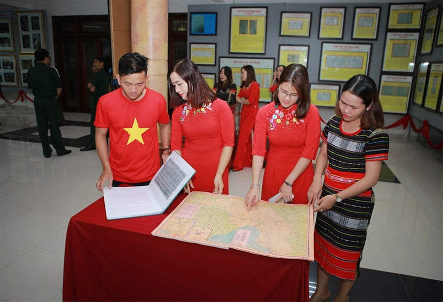 [Photo] Exhibition proves Vietnam’s sovereignty over archipelagos